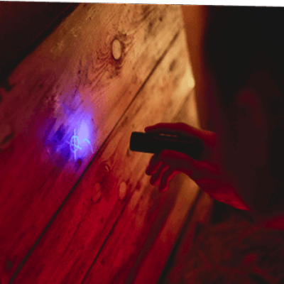 Op Maat Test 4 Een mobiele escape room op maat met UV licht